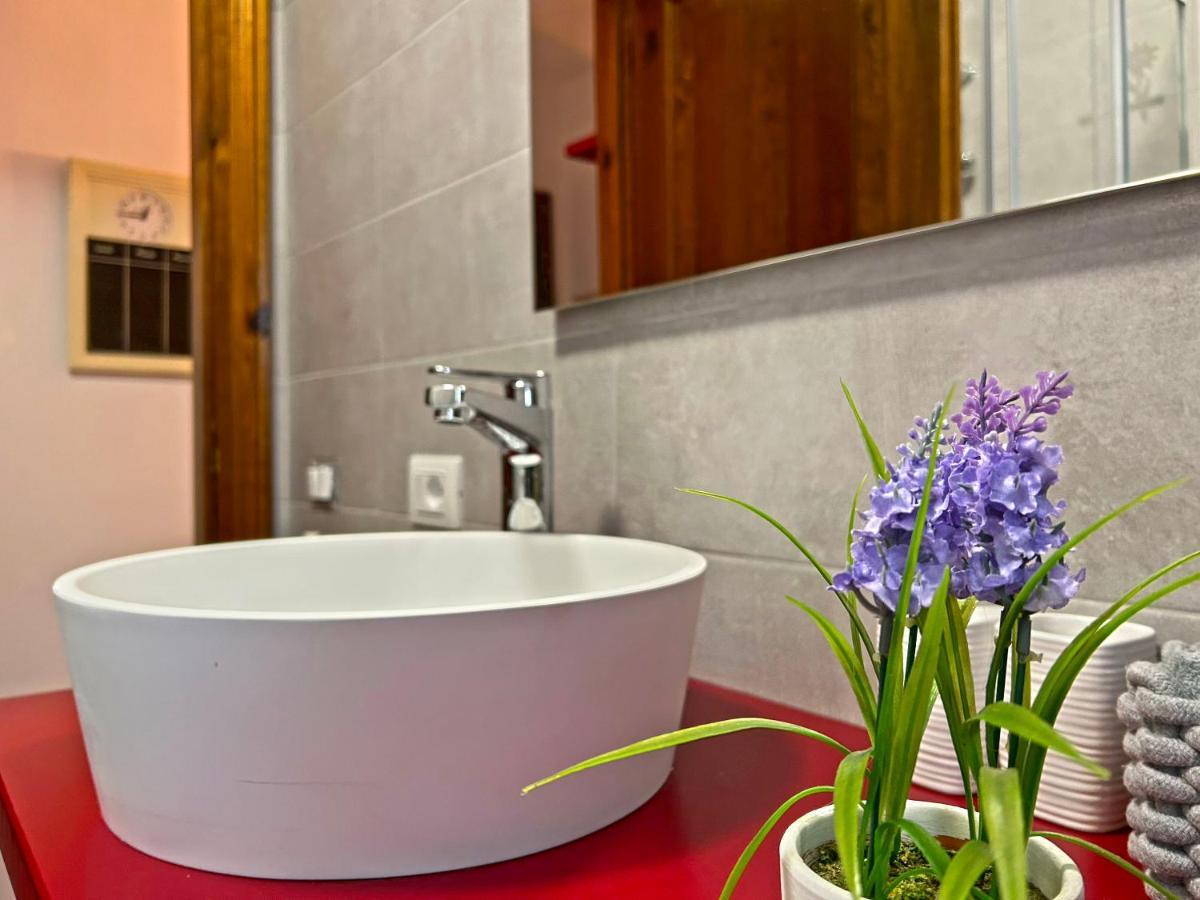 Mandi Mandi A Tarvisio Apartman Kültér fotó